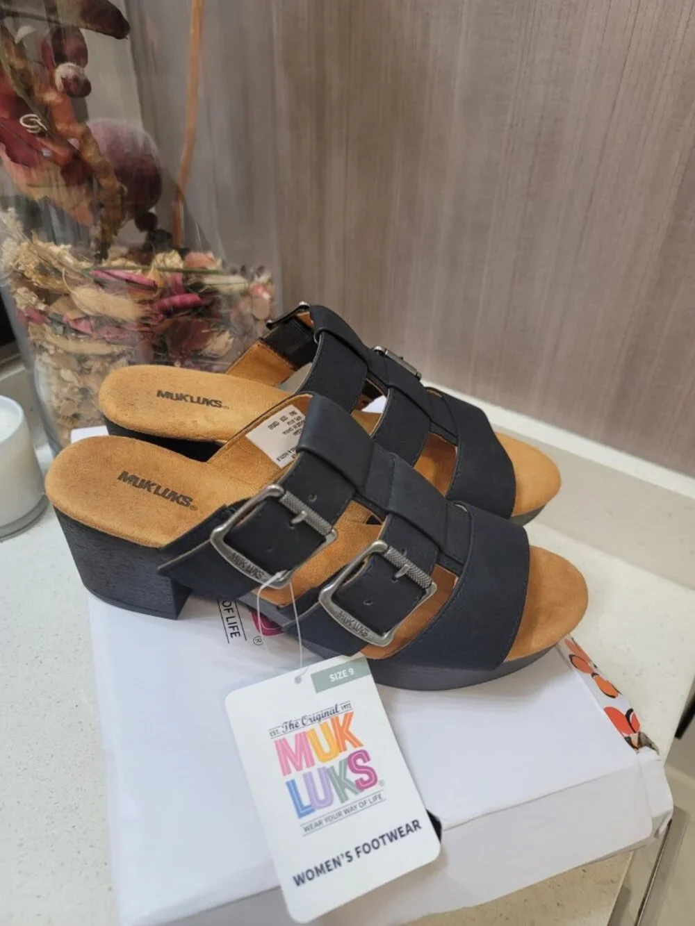 MUK LUKS Myra Sandal Women's Sandal Sz 9 New NIB Black